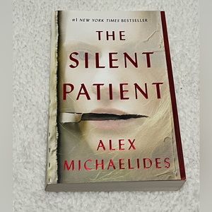 The Silent Patient Alex Michaleides Paperback Book